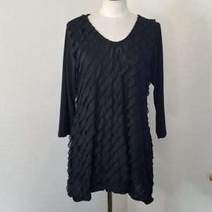 Black Diagonal Ruffled Top - NEW XL
